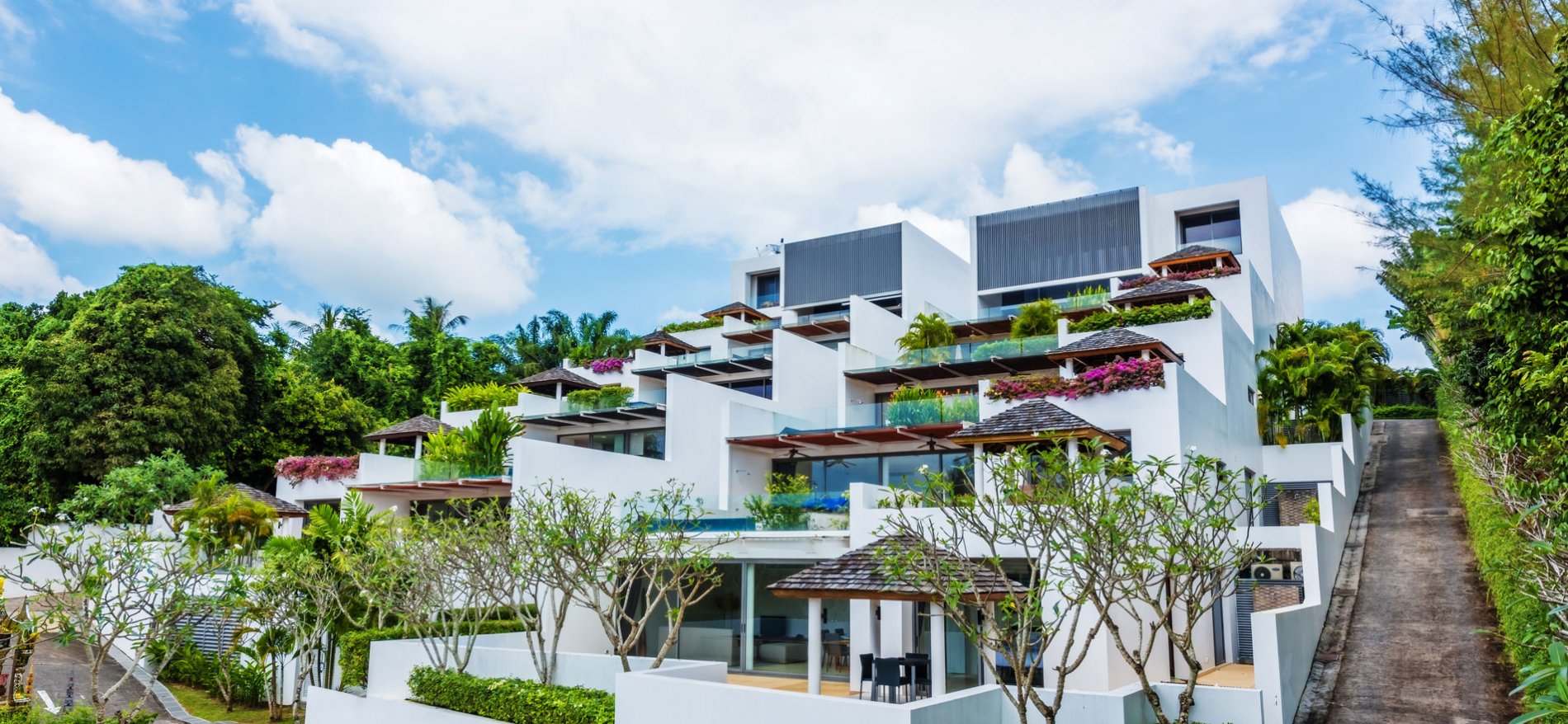Property image - full photo 3