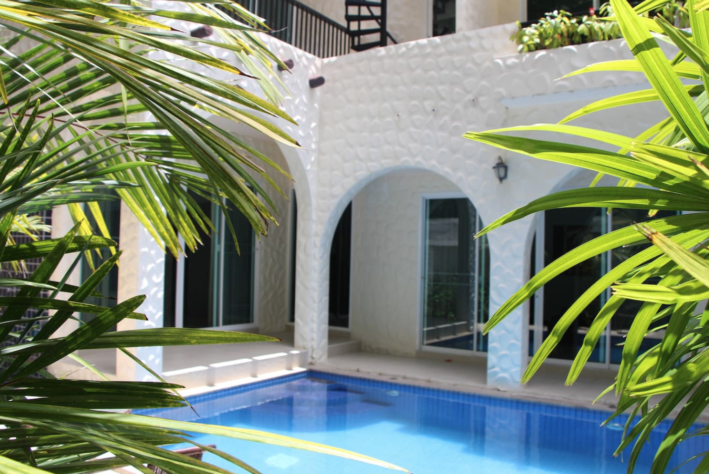 Property image - full photo 9