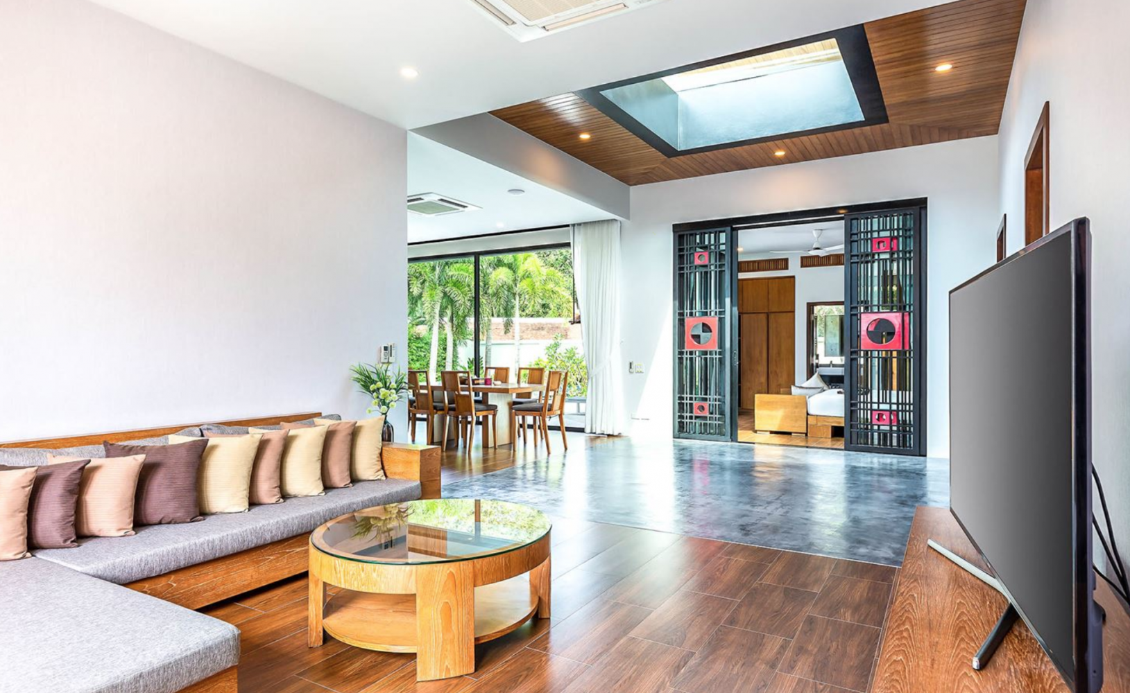 Property image - full photo 6