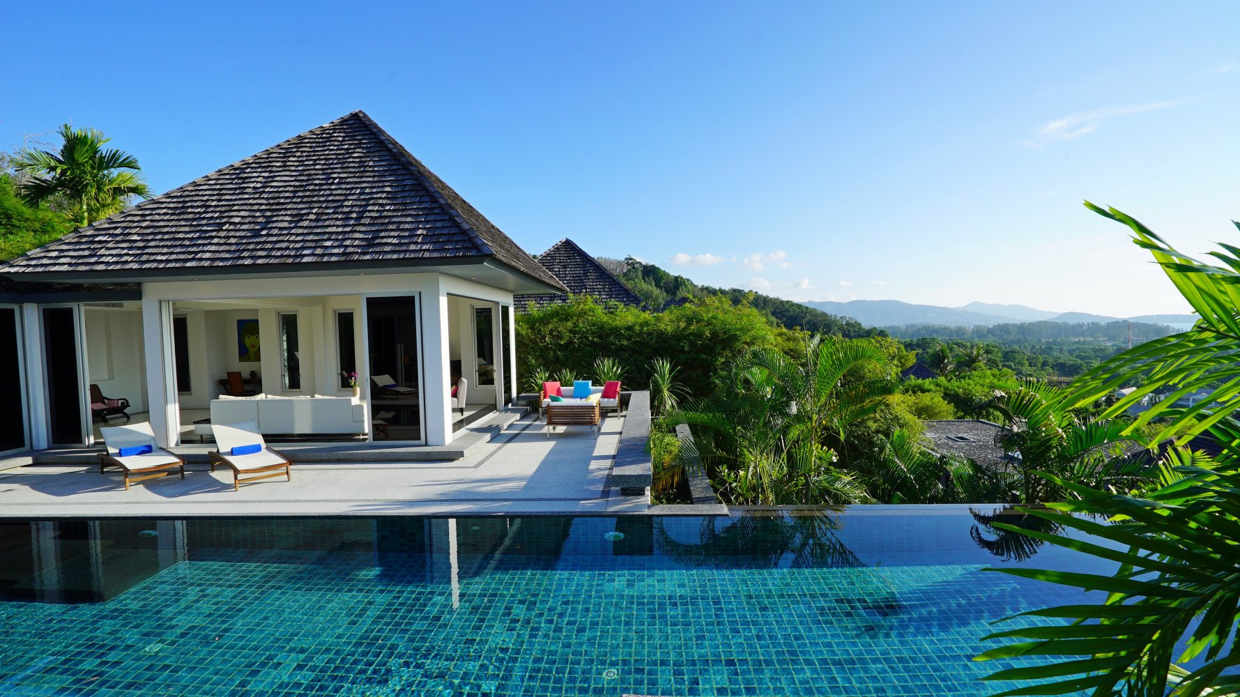 Property image - full photo 3