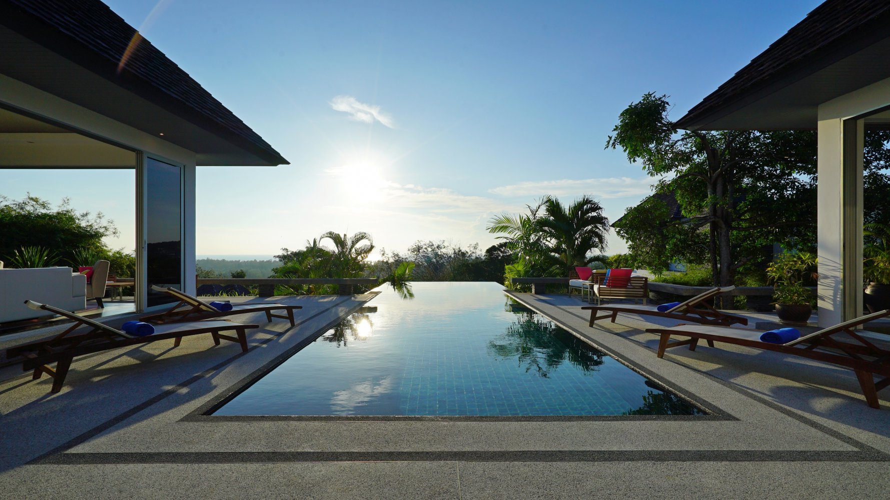 Property image - full photo 4