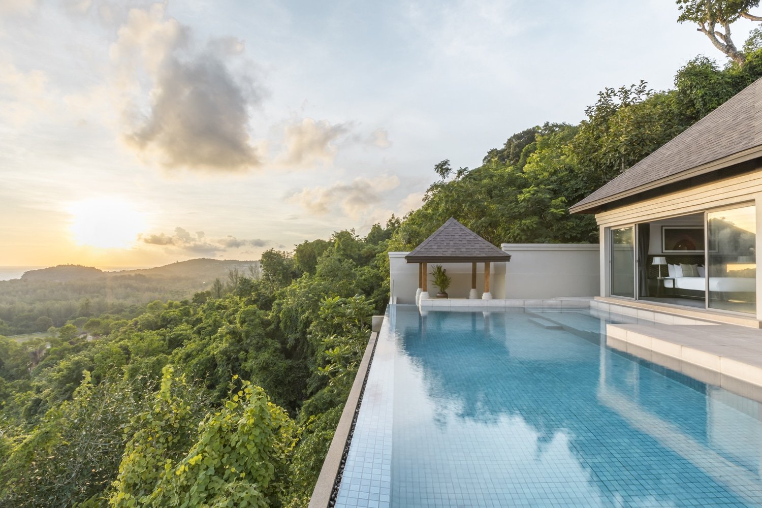 Property image - full photo 14