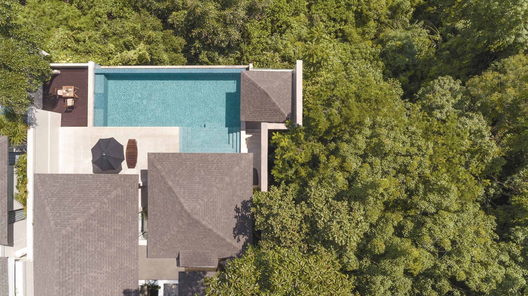 Property image - full photo 10