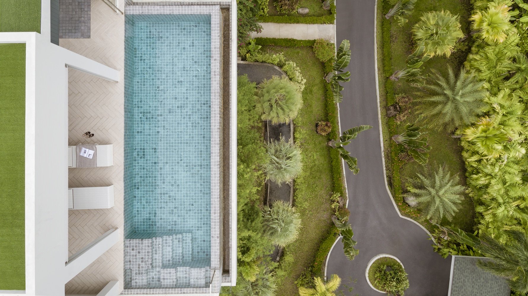 Property image - full photo 13