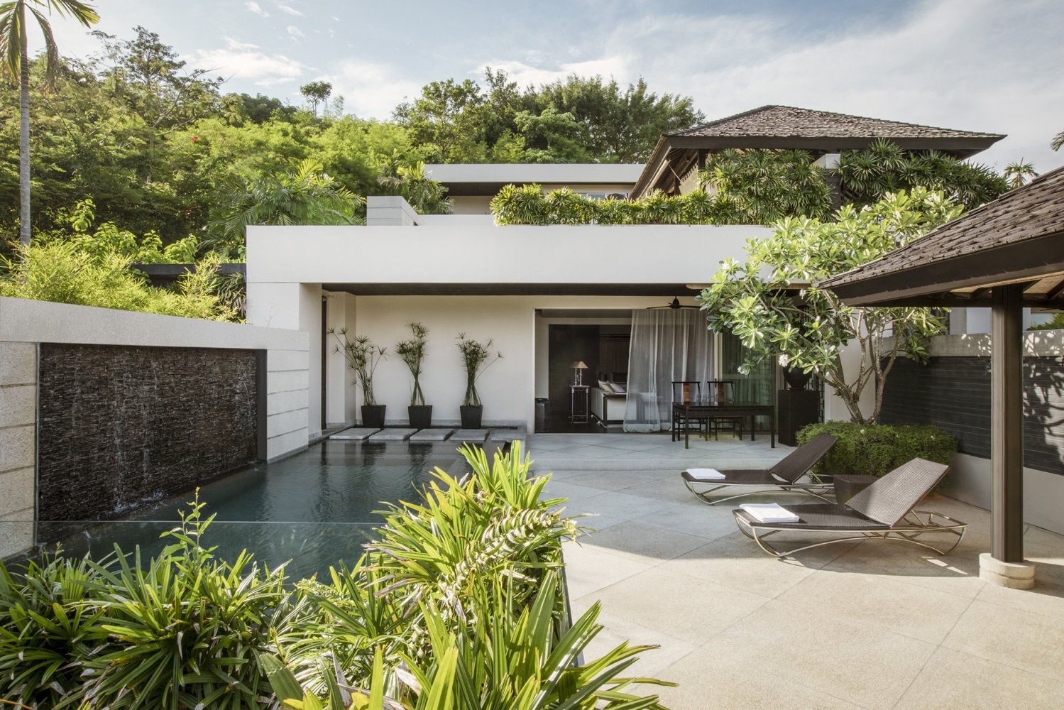 Property image - full photo 9