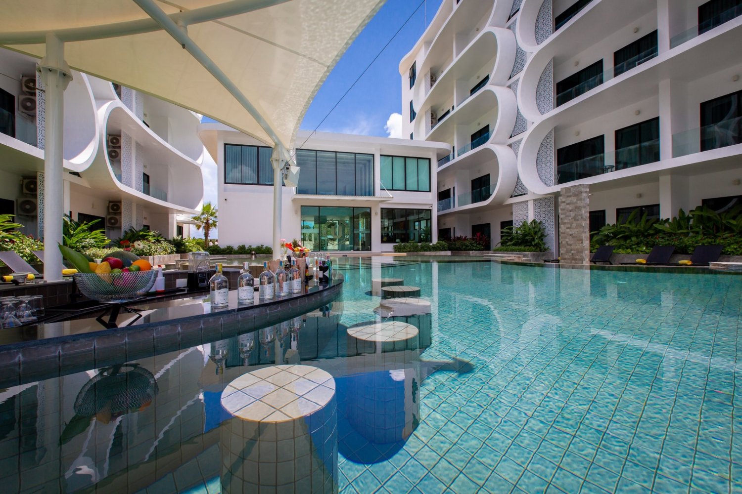 Property image - full photo 4
