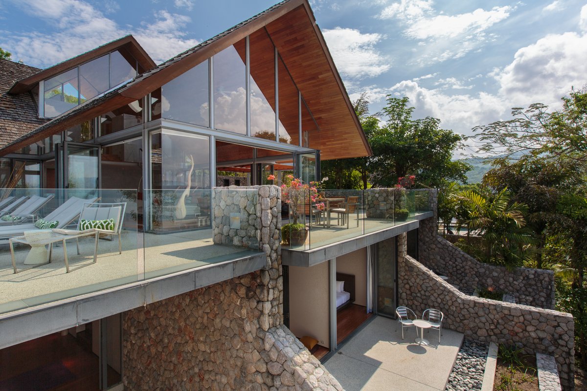 Property image - full photo 12