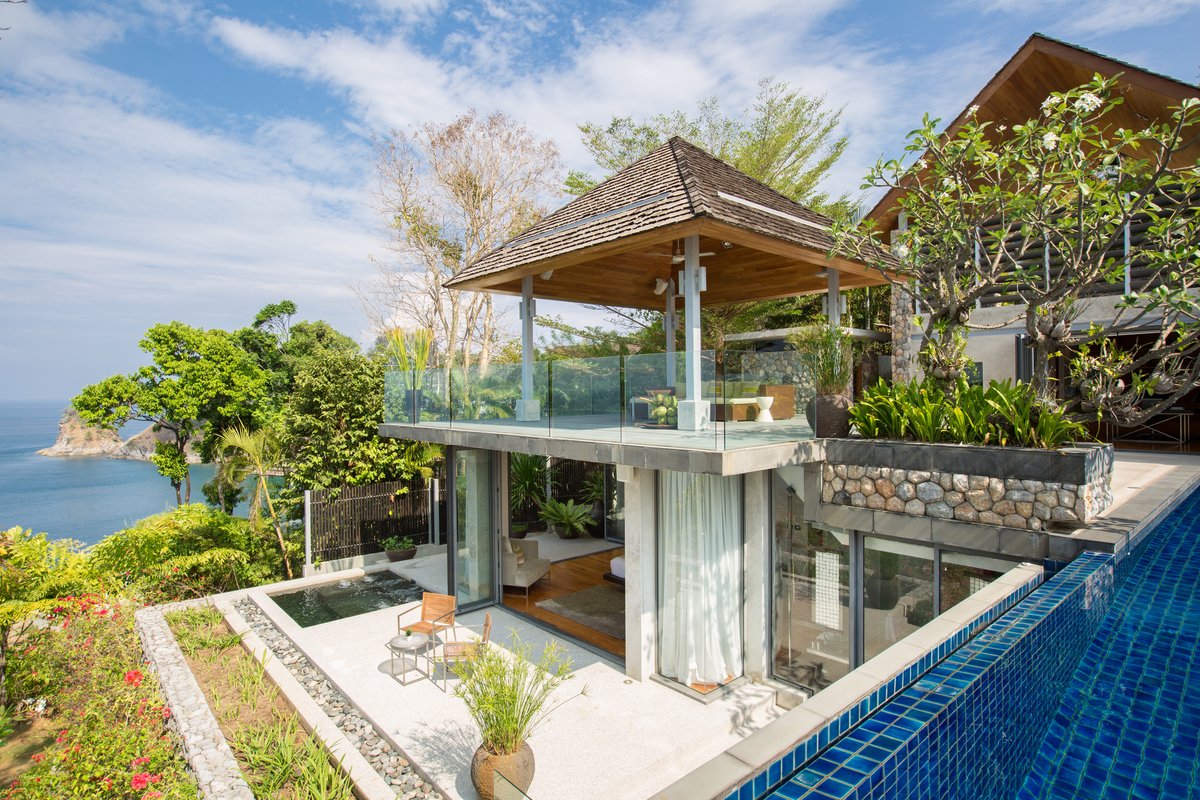 Property image - full photo 11