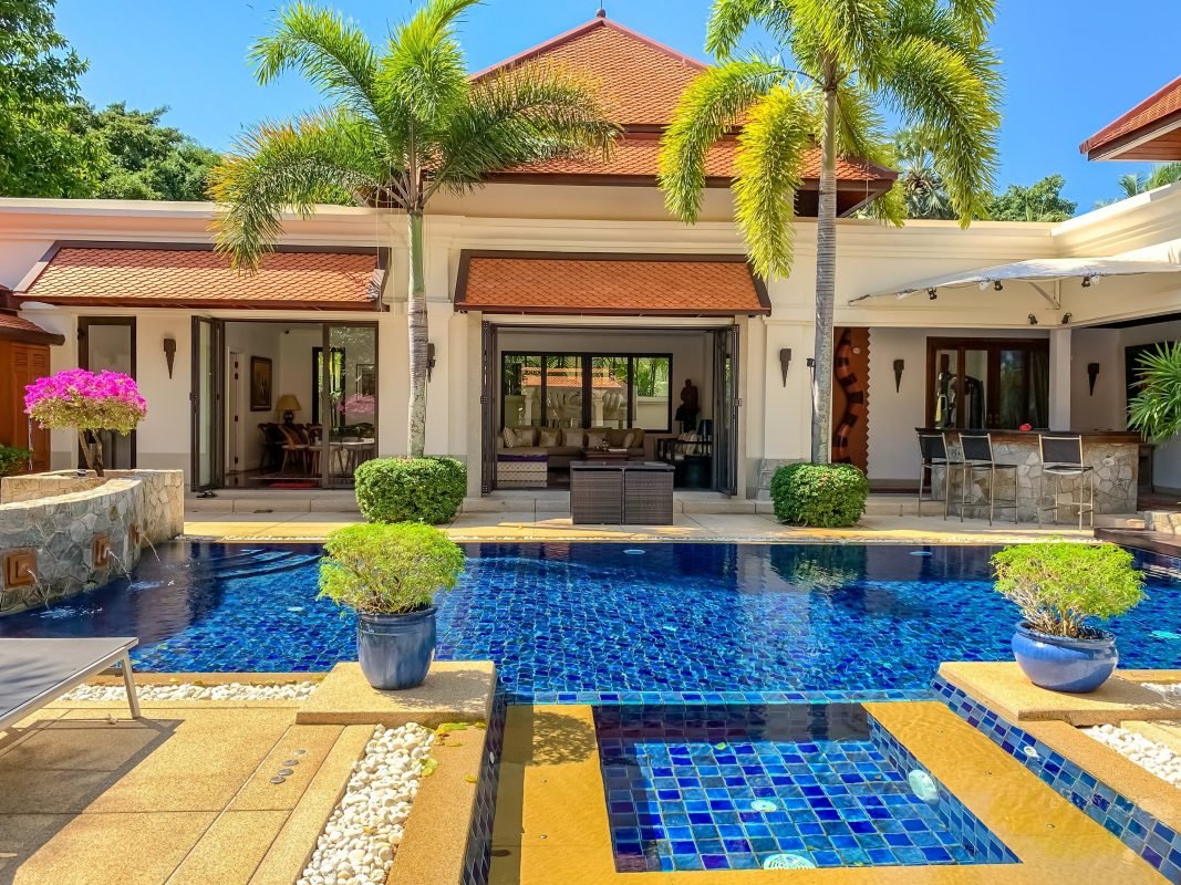 Property image - full photo 11