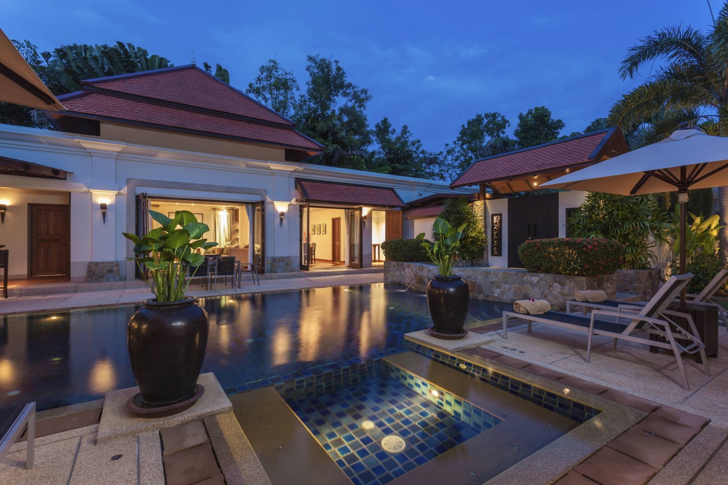 Property image - full photo 12