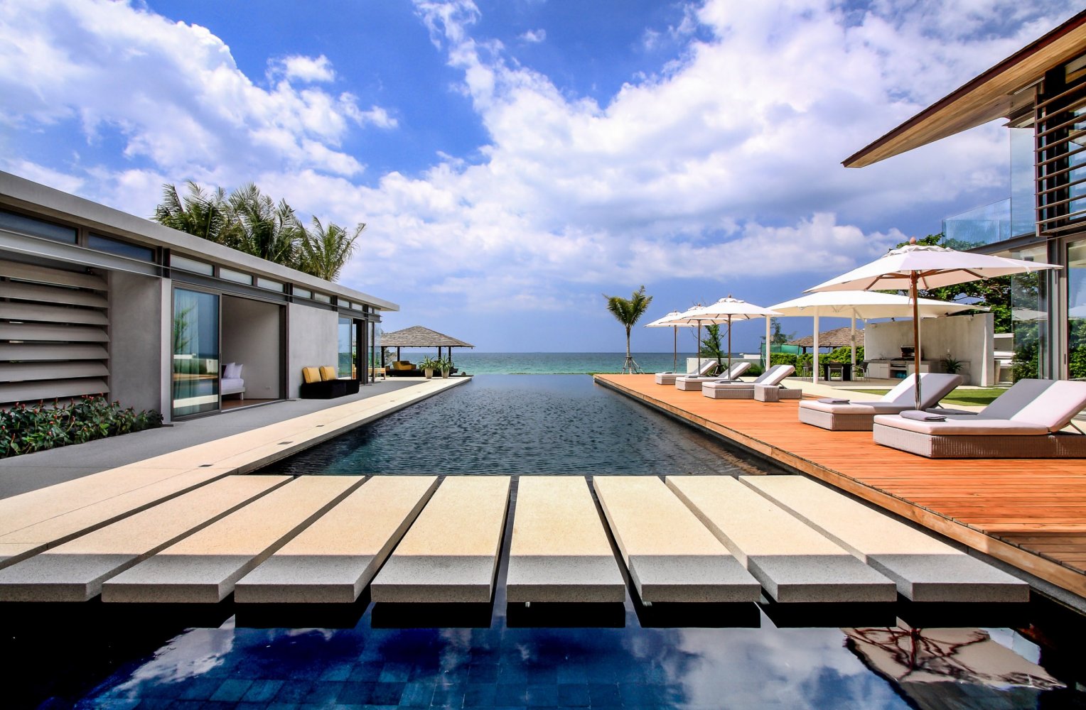 Property image - full photo 6