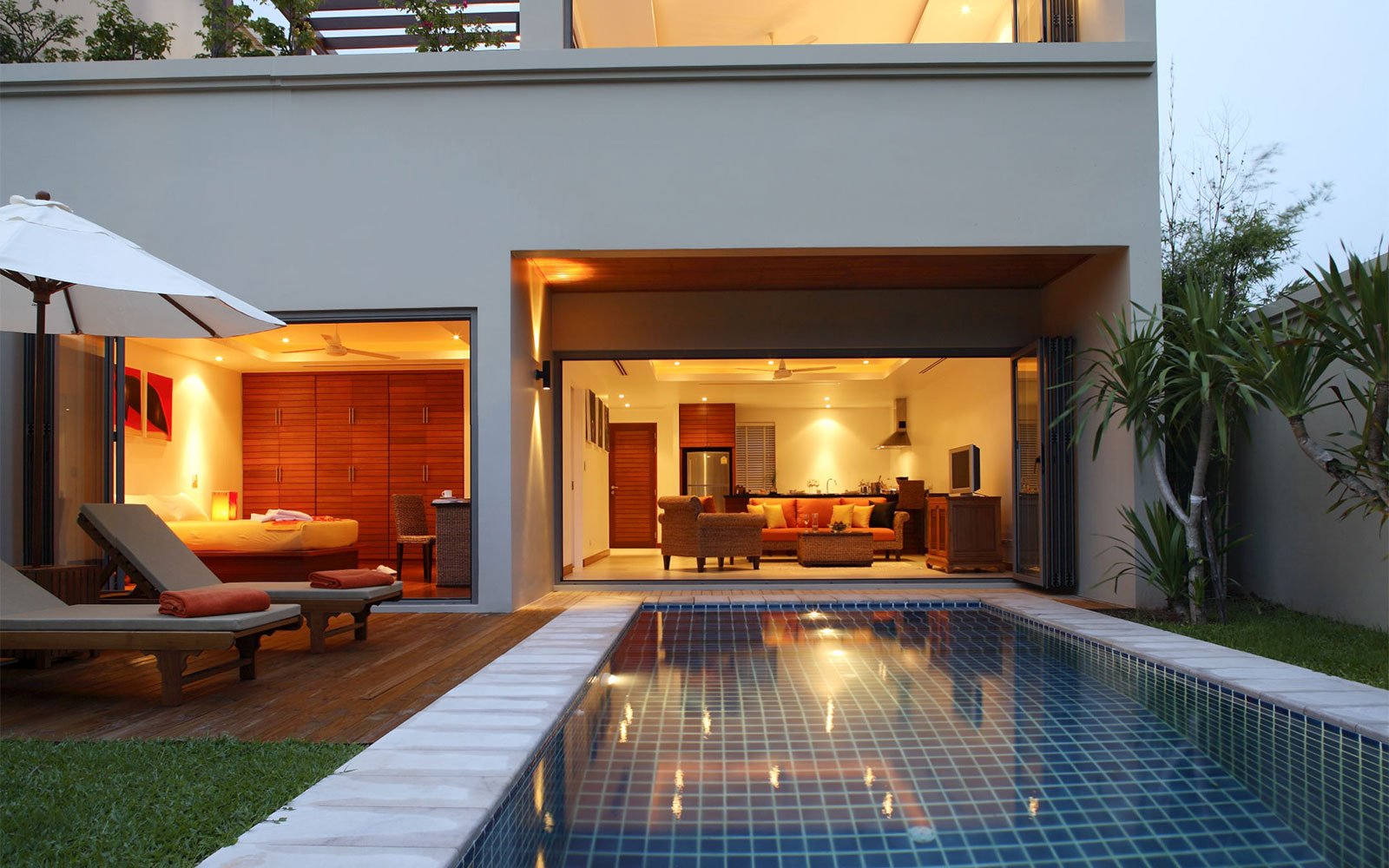 Property image - full photo 4