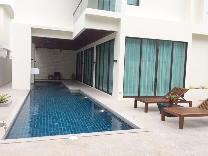 Property image - full photo 12