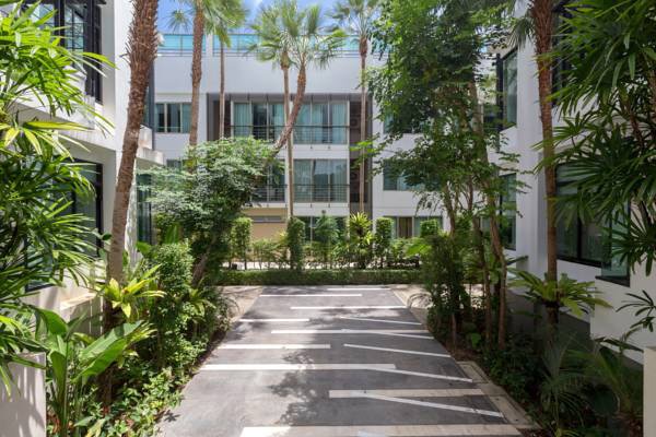 Property image - full photo 6
