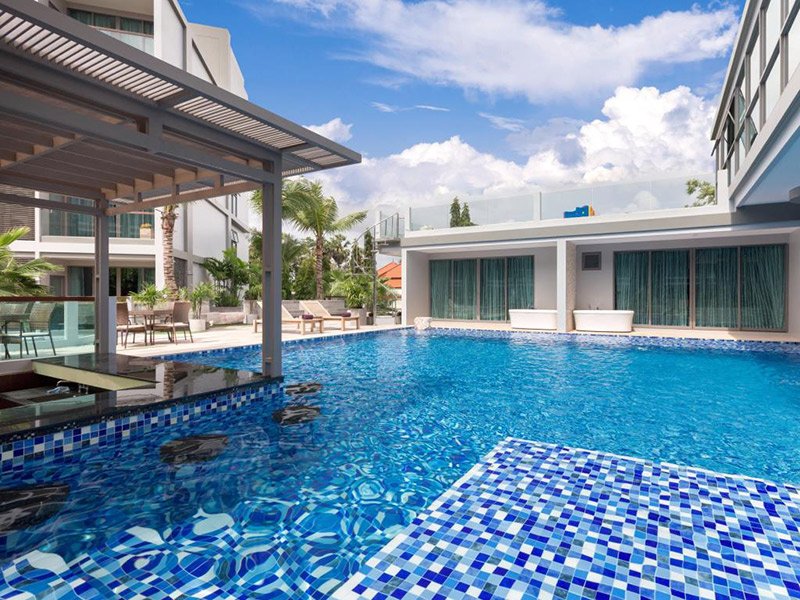 Property image - full photo 8