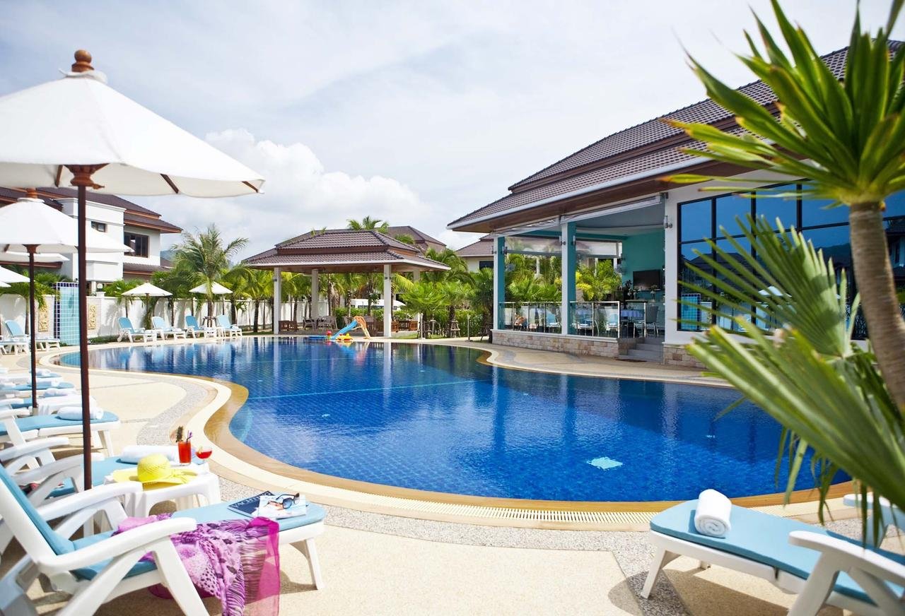 Property image - full photo 3