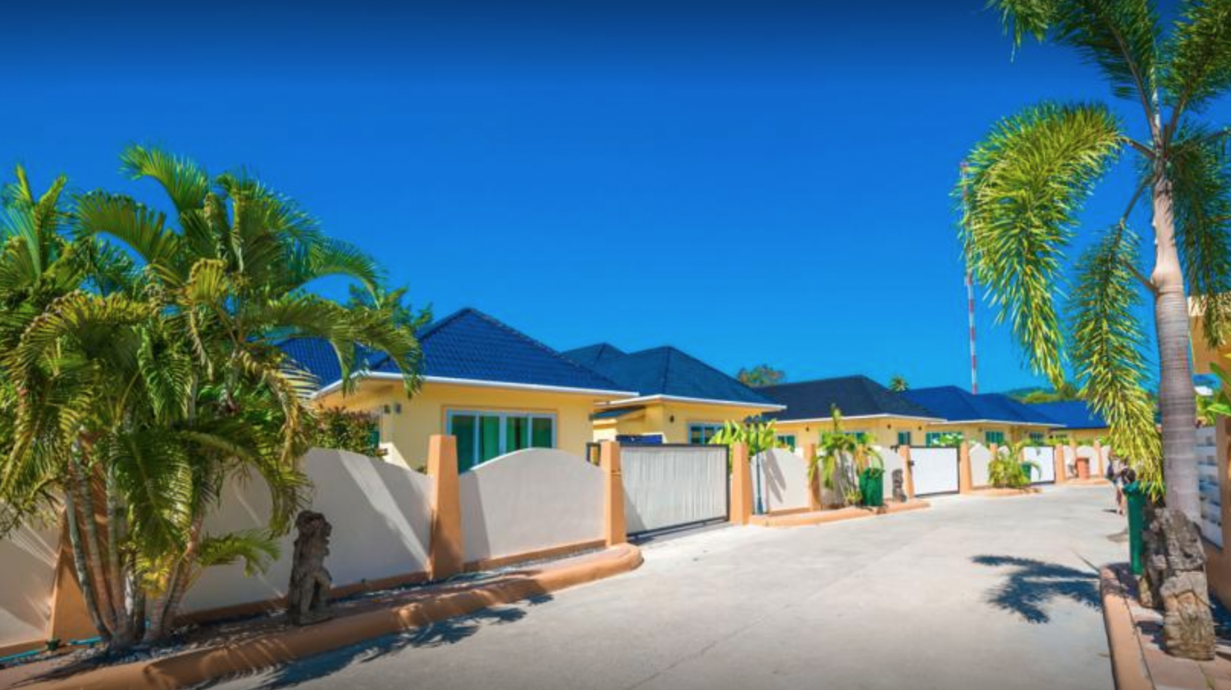 Property image - full photo 3