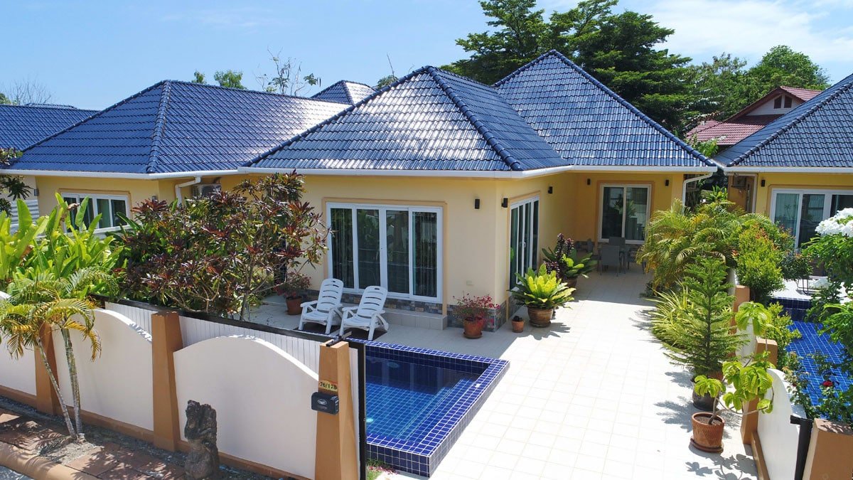 Property image - full photo 1