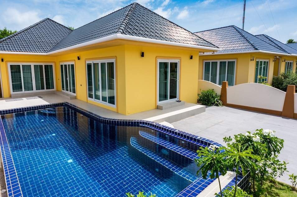 Property image - full photo 14