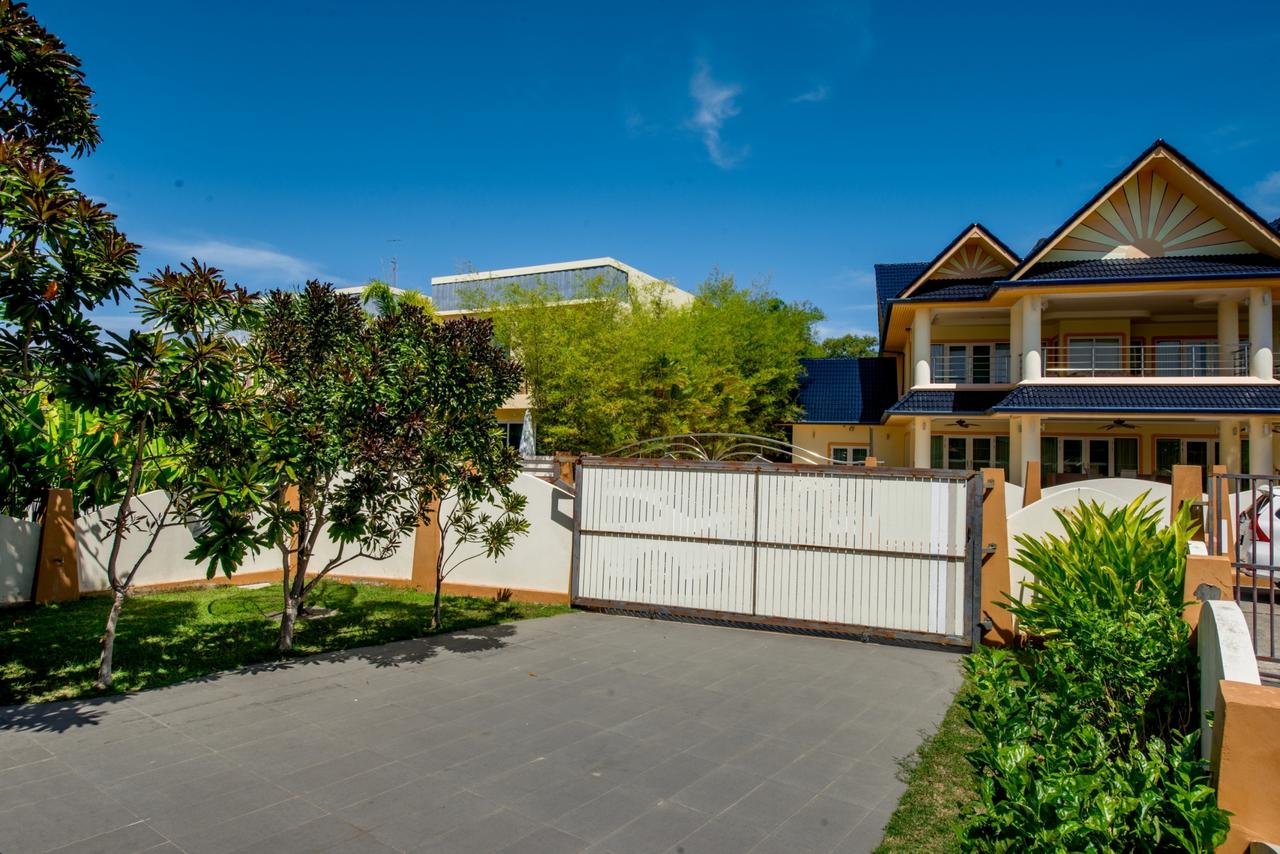 Property image - full photo 12
