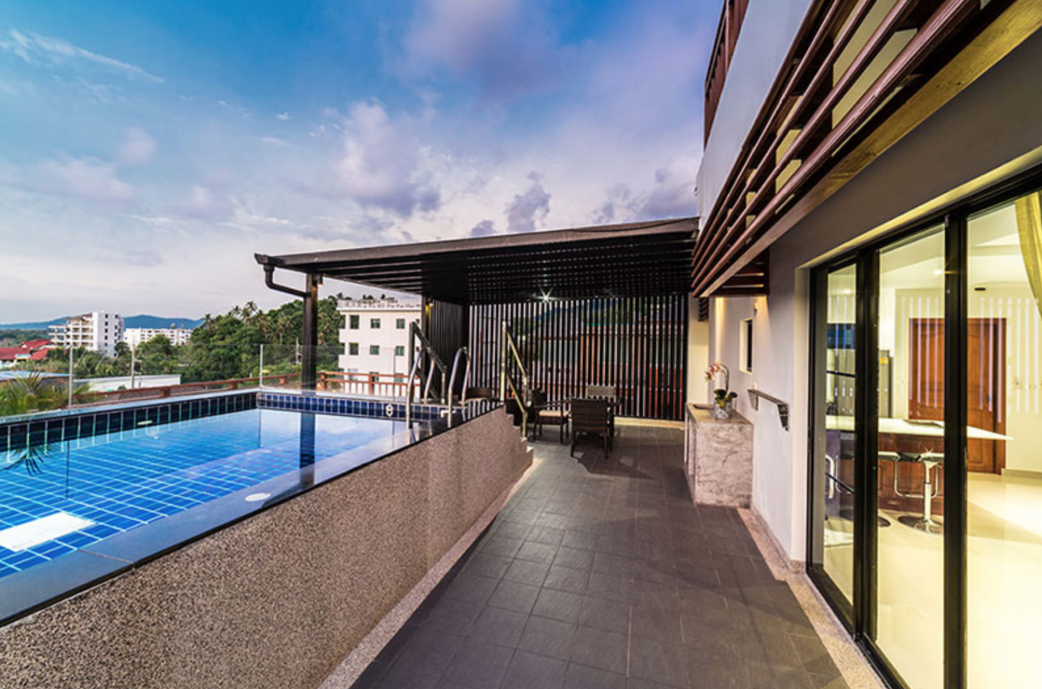Property image - full photo 5