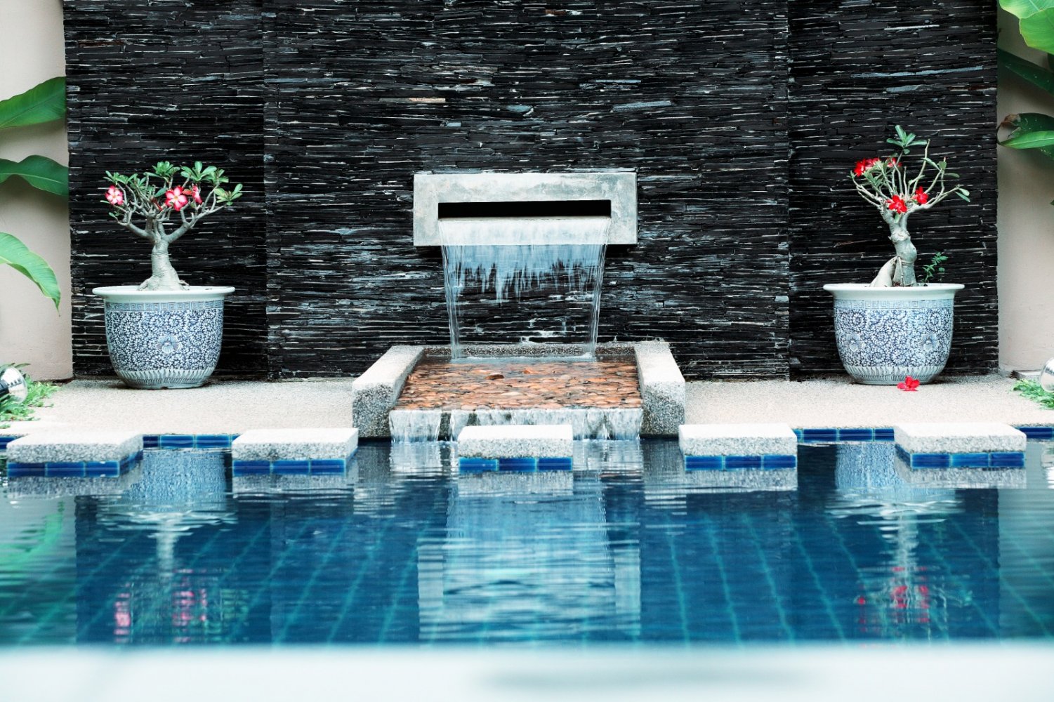 Property image - full photo 4