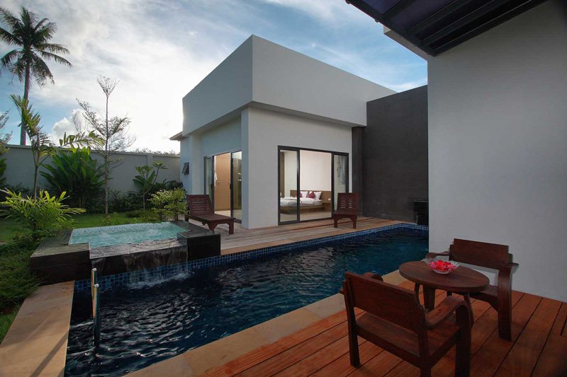 Property image - full photo 4