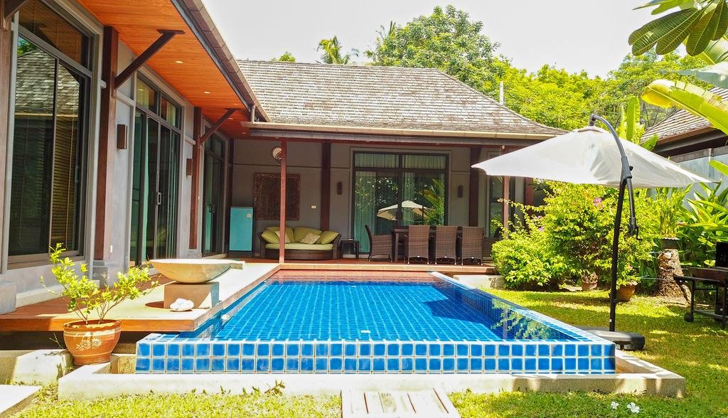 Property image - full photo 3