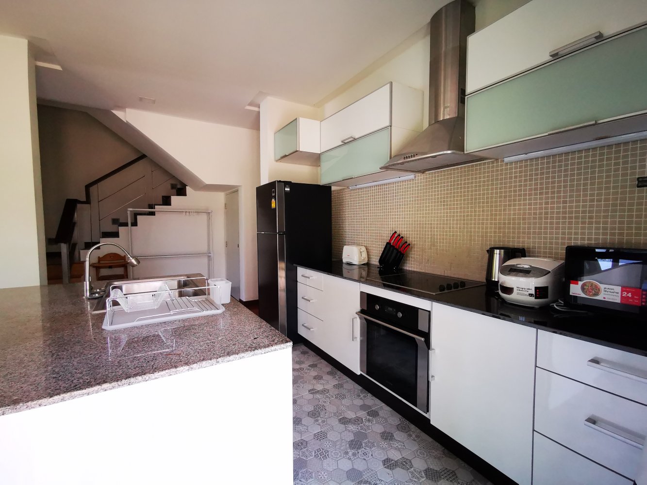 Property image - full photo 7