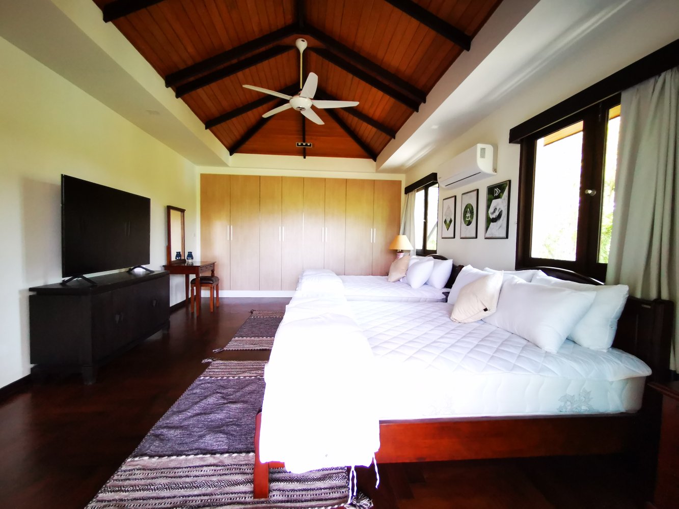 Property image - full photo 14