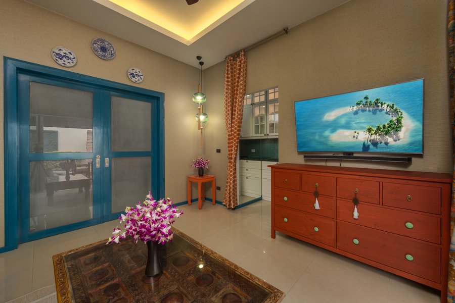 Property image - full photo 18