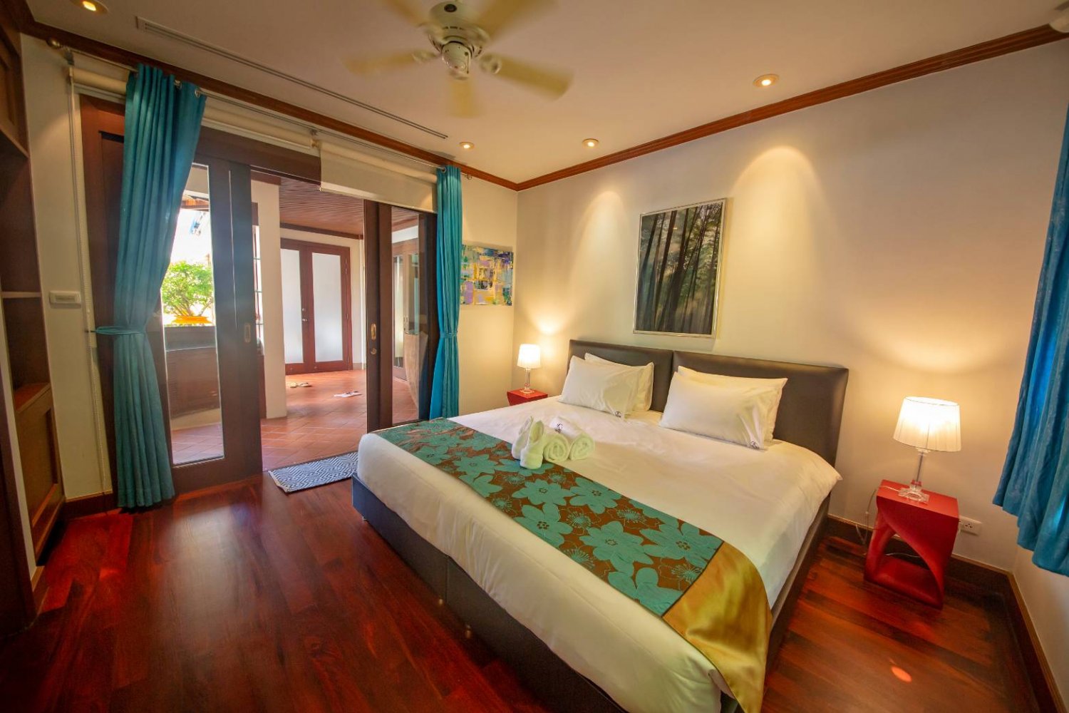 Property image - full photo 6