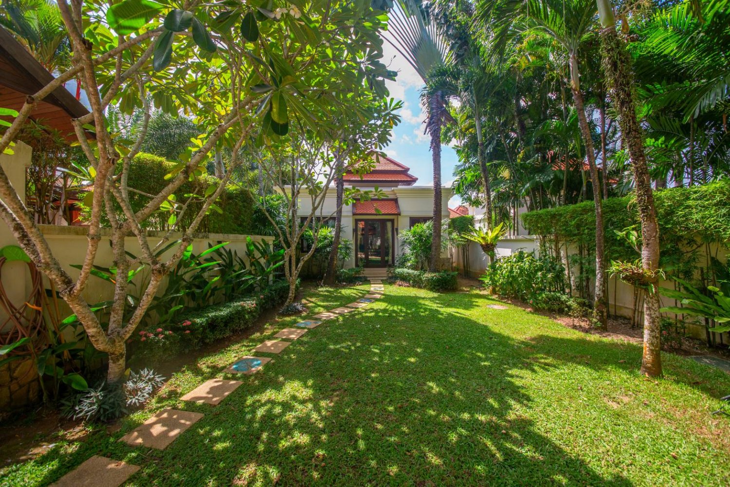 Property image - full photo 10