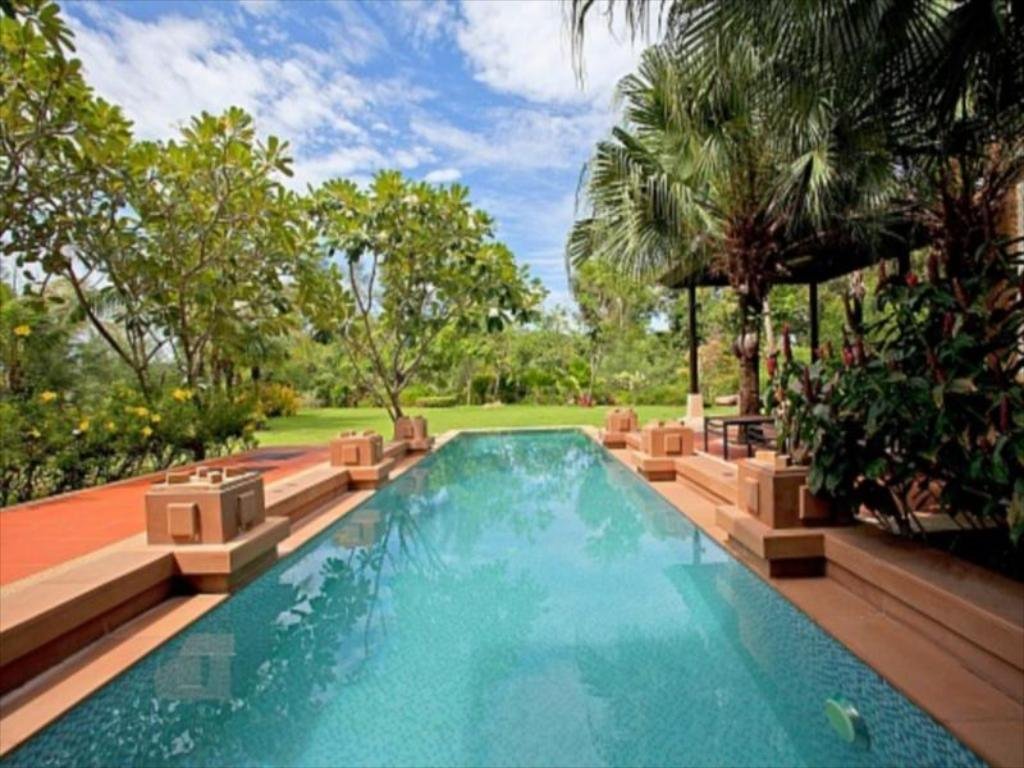 Property image - full photo 7