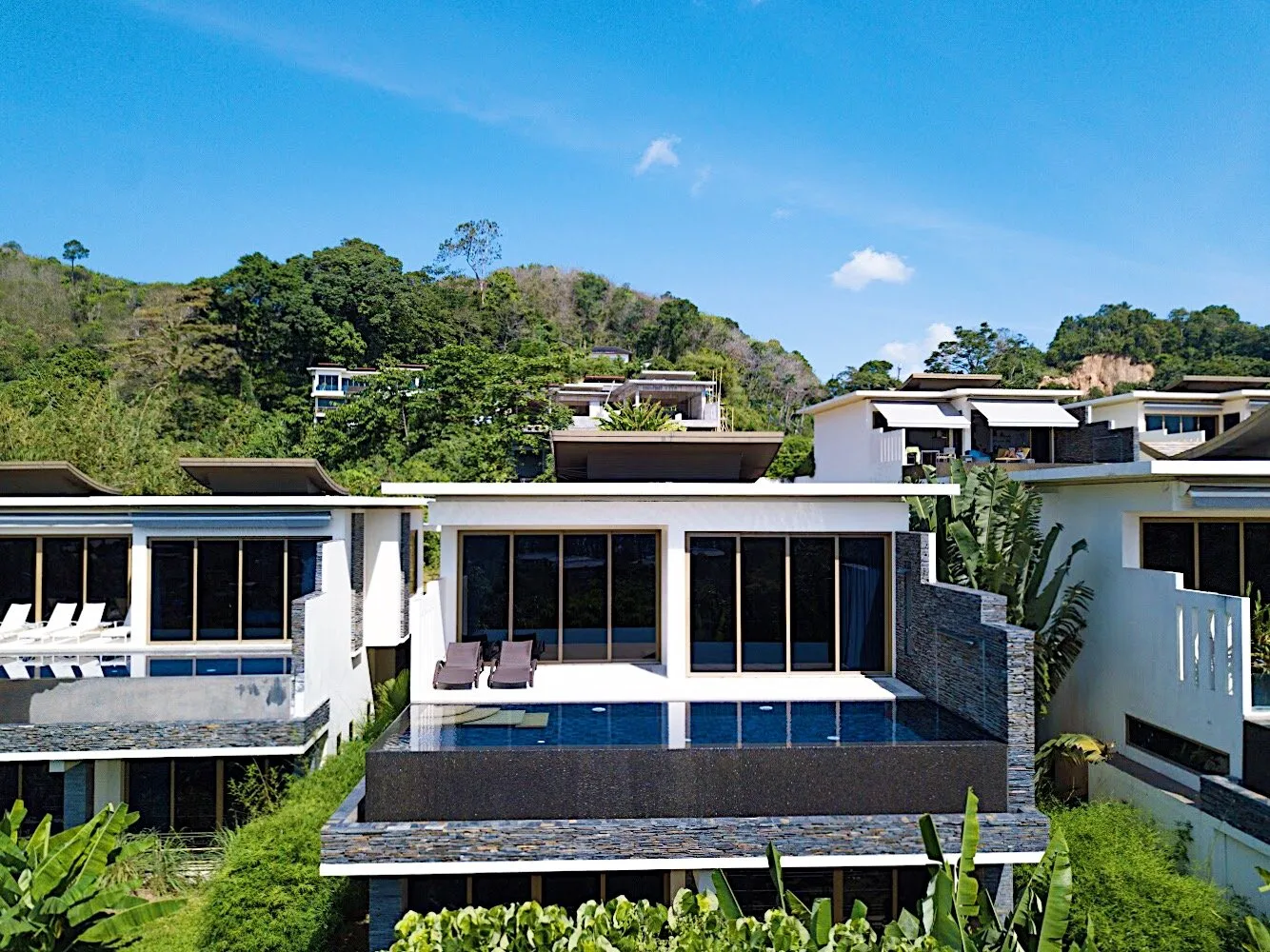 Property image - full photo 1
