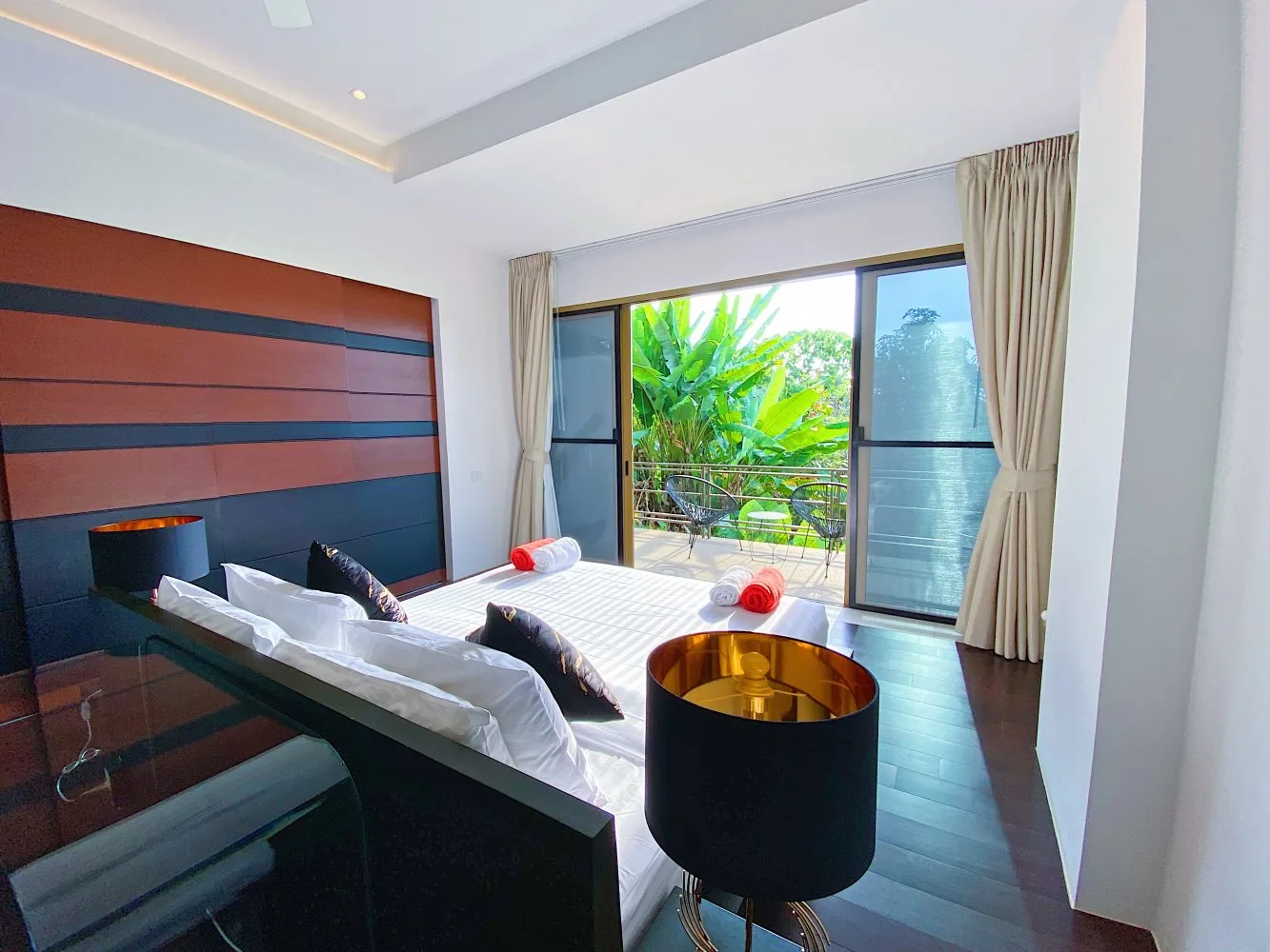 Property image - full photo 9