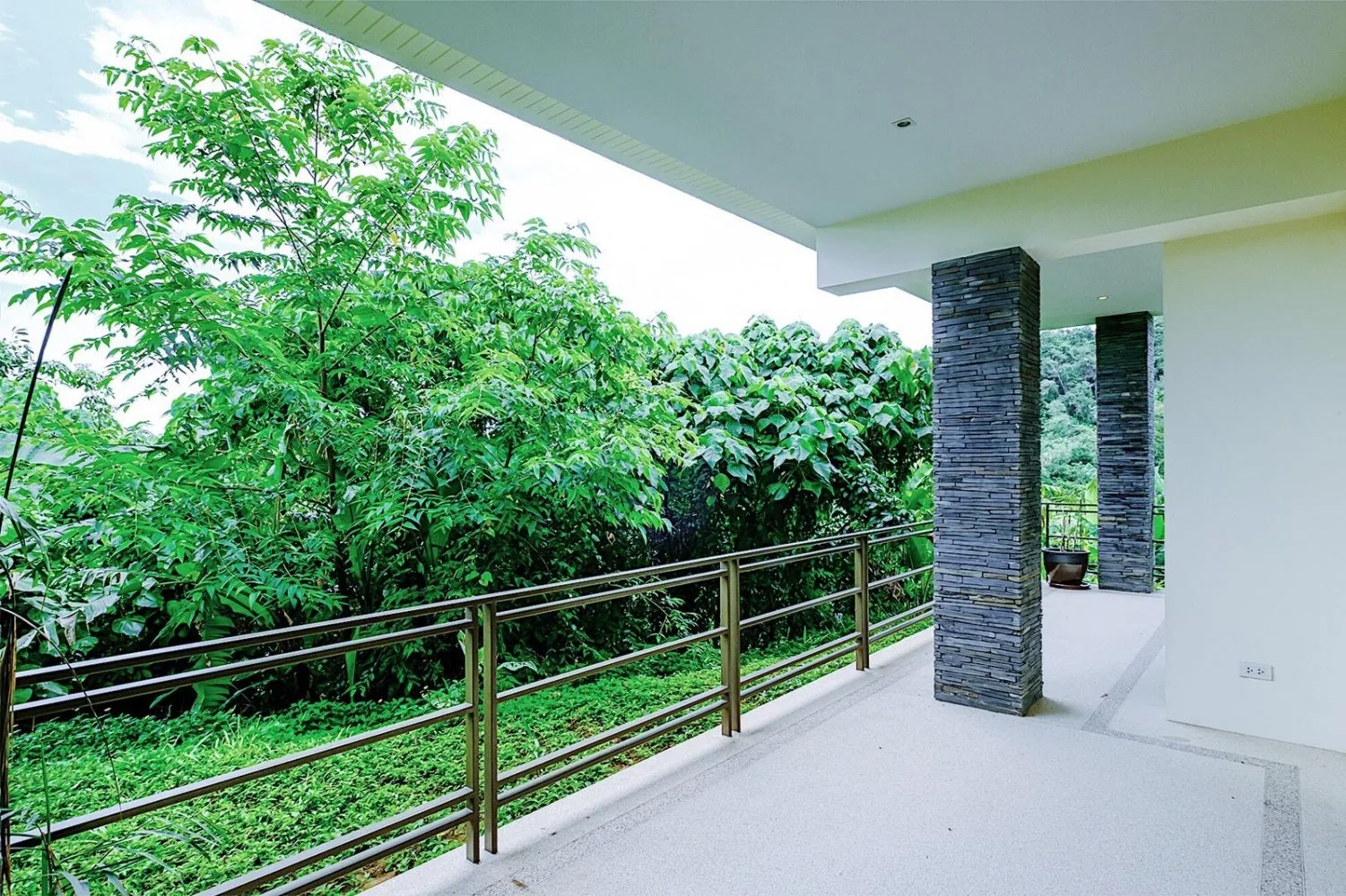 Property image - full photo 35