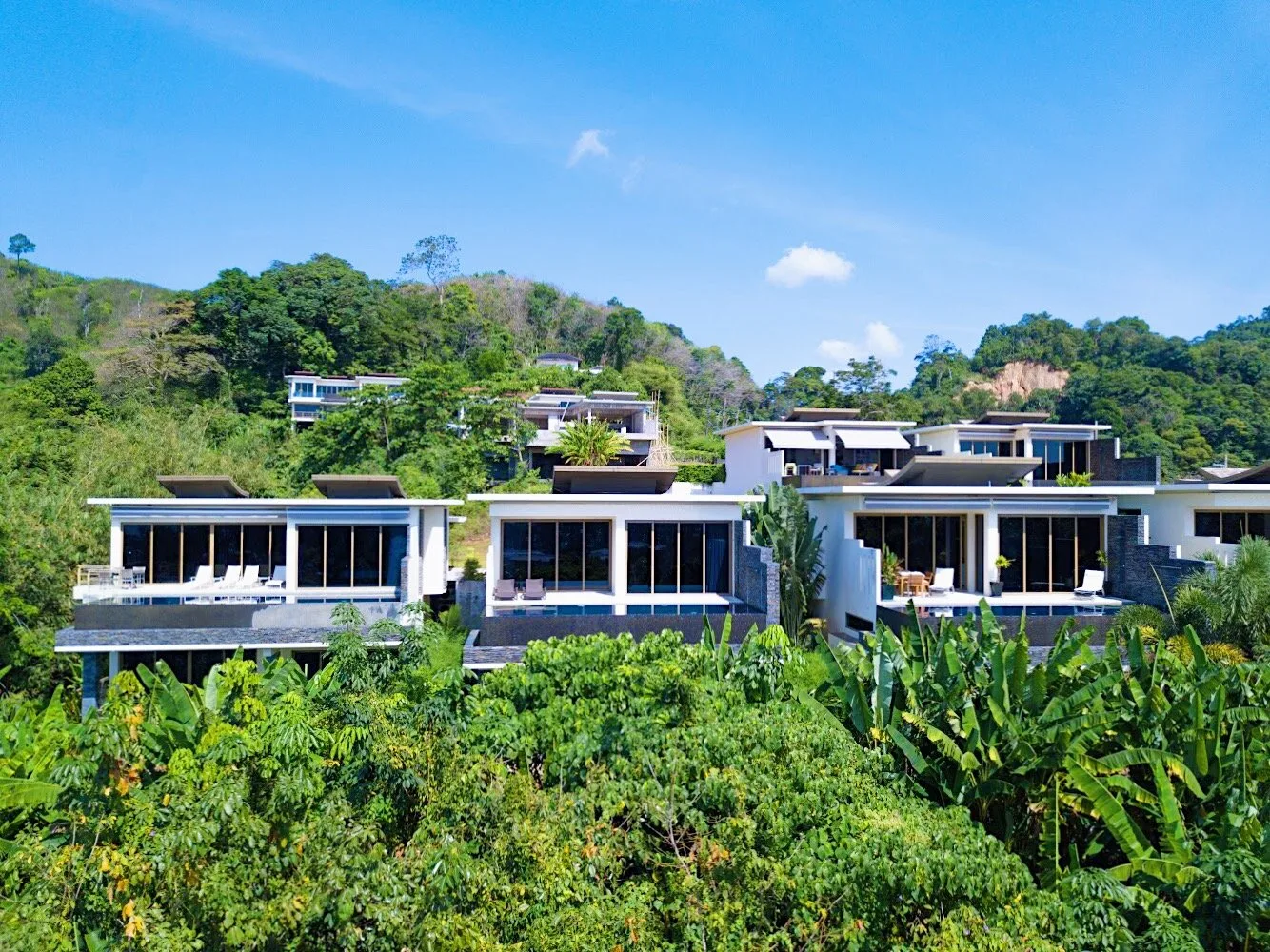 Property image - full photo 13