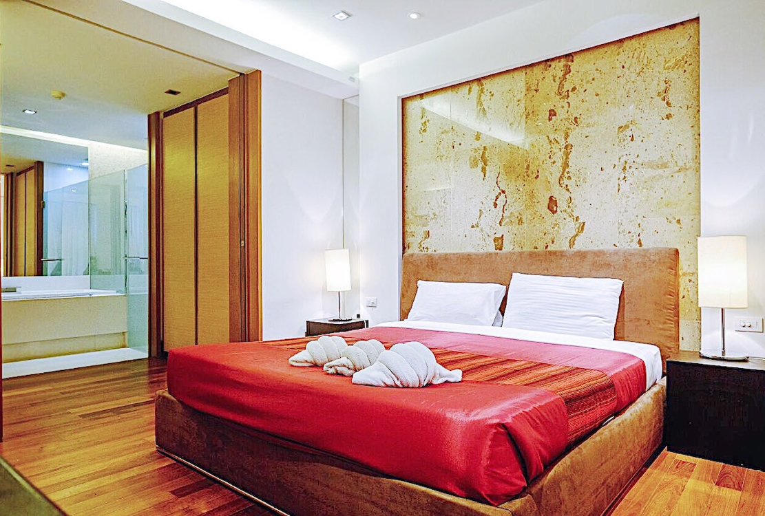 Property image - full photo 4