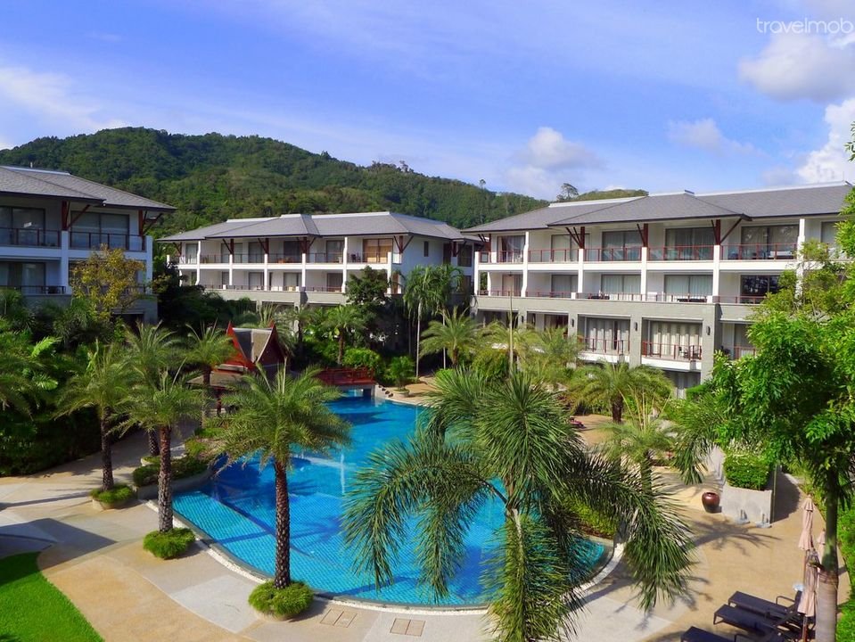 Property image - full photo 11