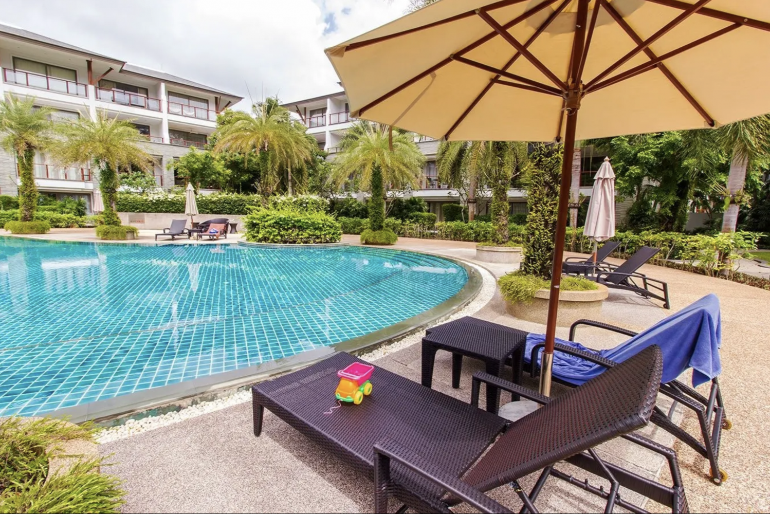 Property image - full photo 12