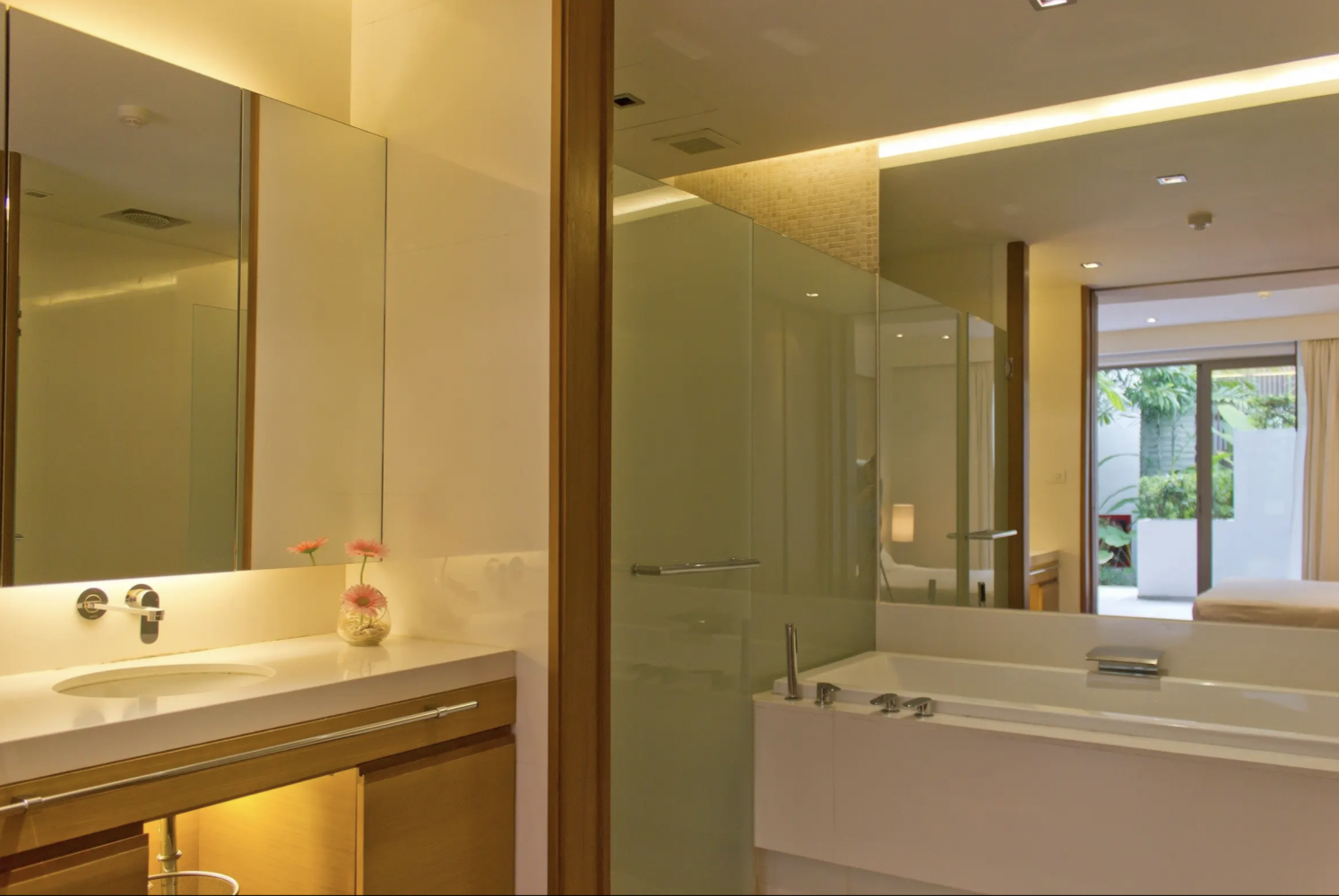 Property image - full photo 5
