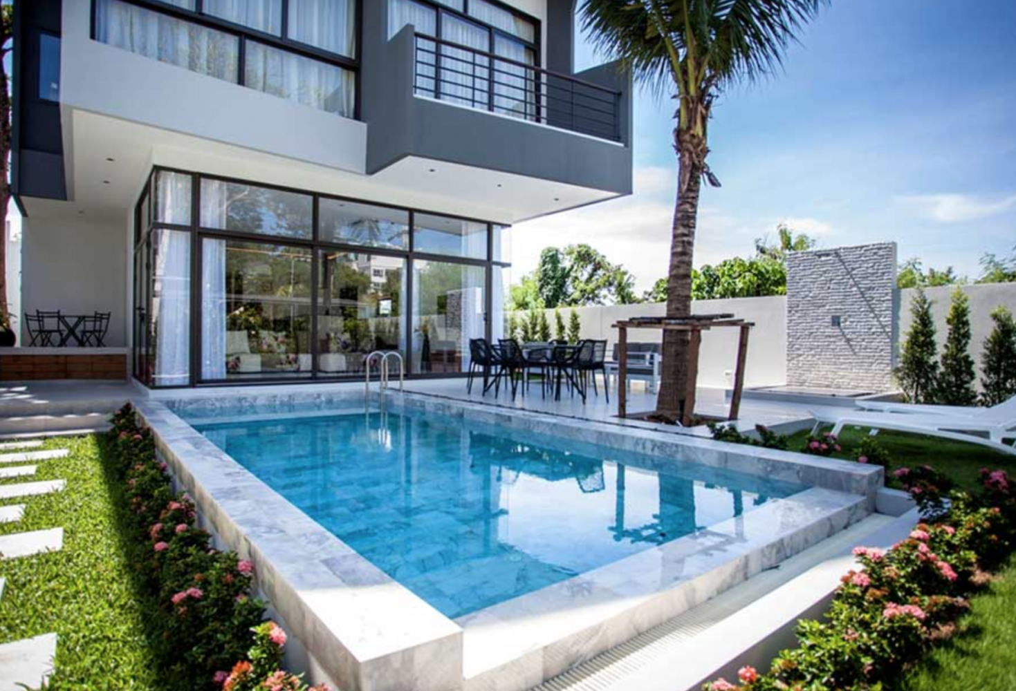 Property image - full photo 6