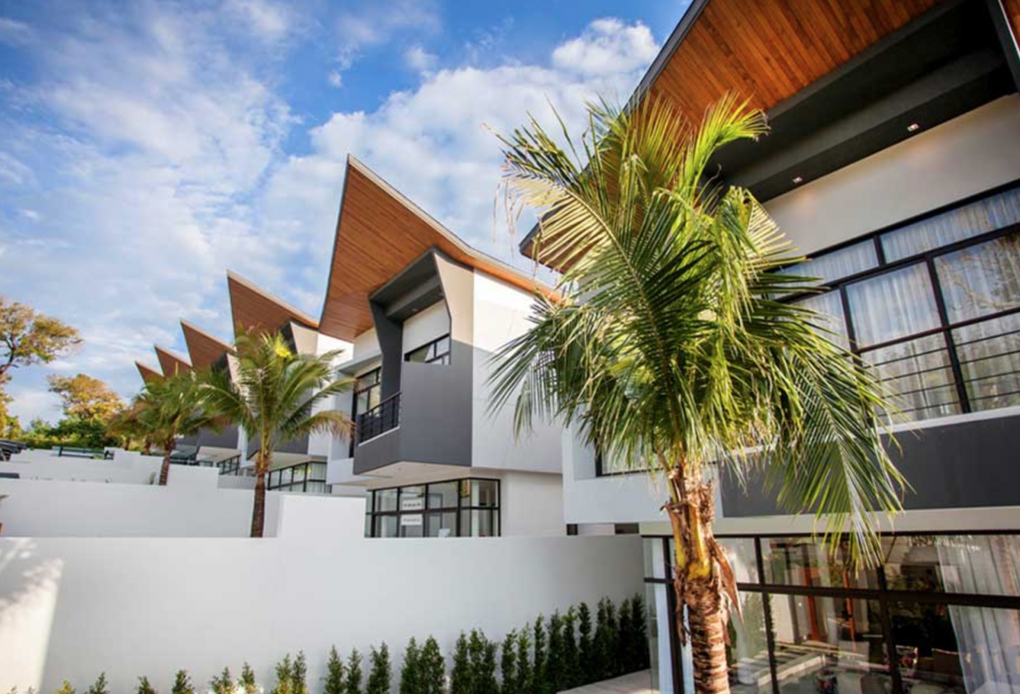 Property image - full photo 5