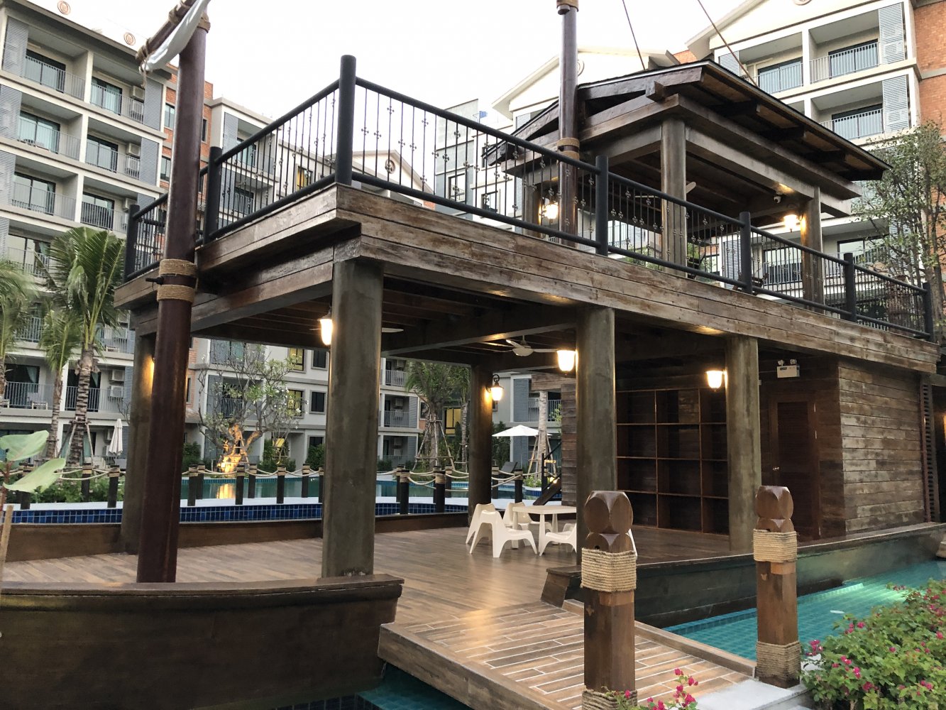 Property image - full photo 4