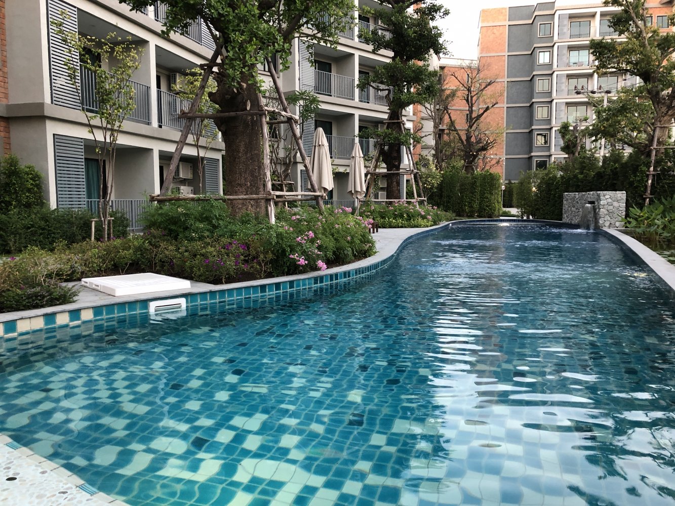Property image - full photo 3