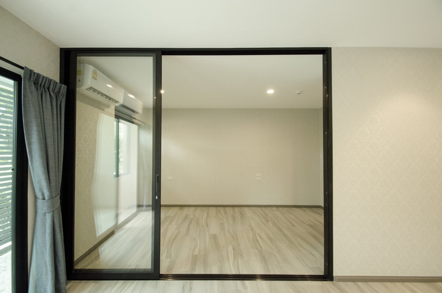 Property image - full photo 22