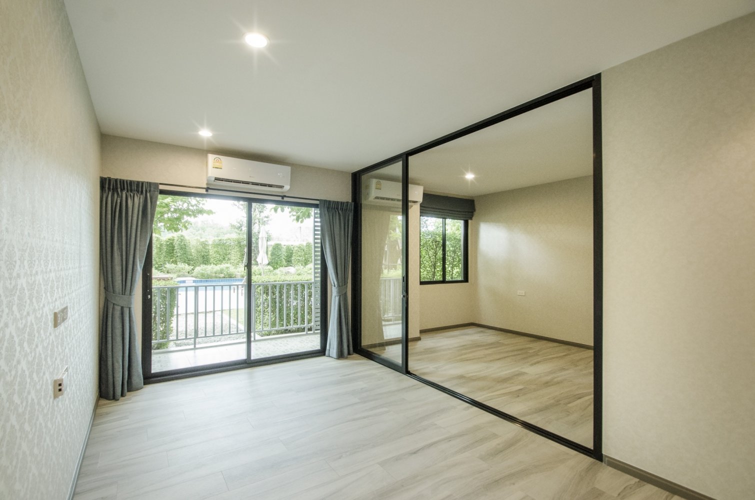 Property image - full photo 20