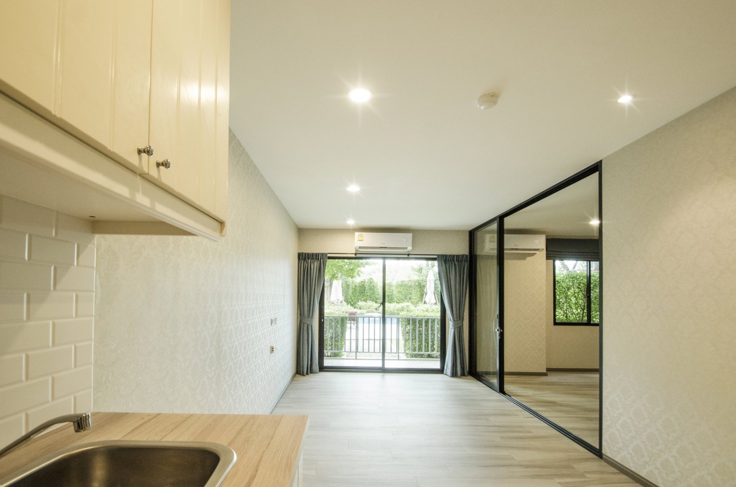 Property image - full photo 19