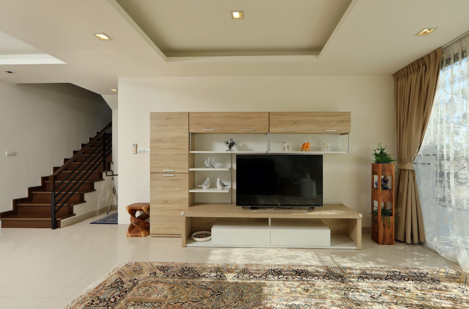Property image - full photo 3